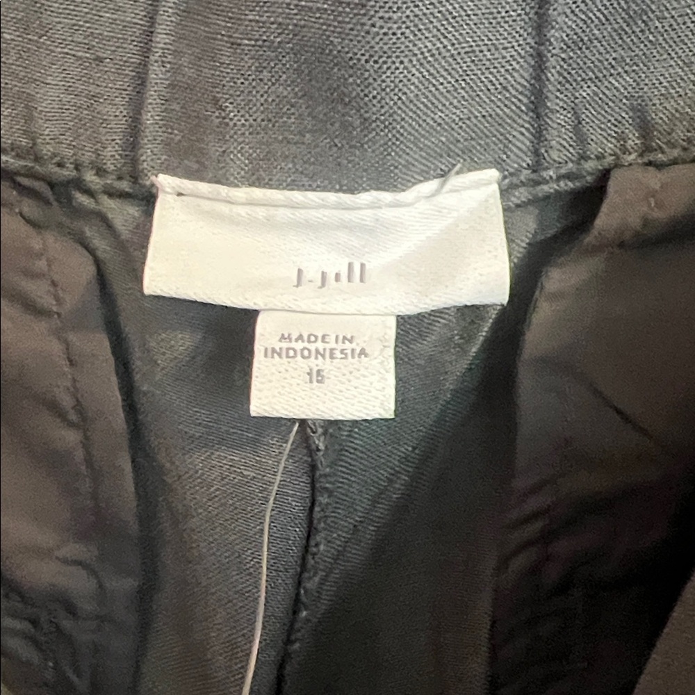 NWT J. Jill grey linen shorts - Picture 6 of 6